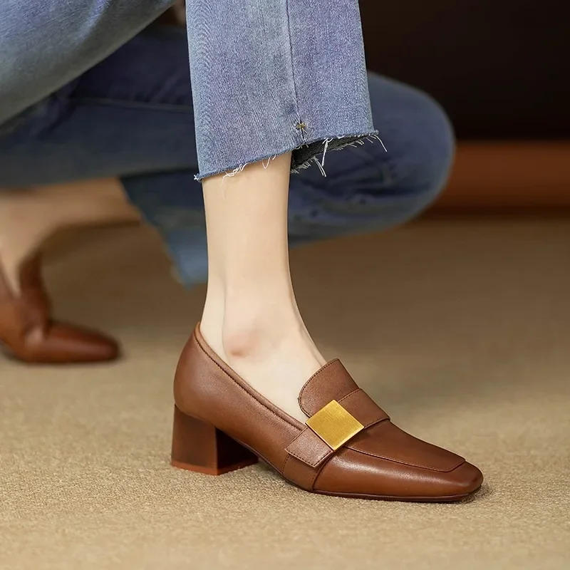 Décolleté in pelle moda donna  - Women Fashion Jeans recensione e prezzo